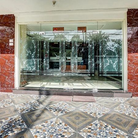 Capital O 91050 Grand Balqis Akasia Syariah Surabaia Exterior foto