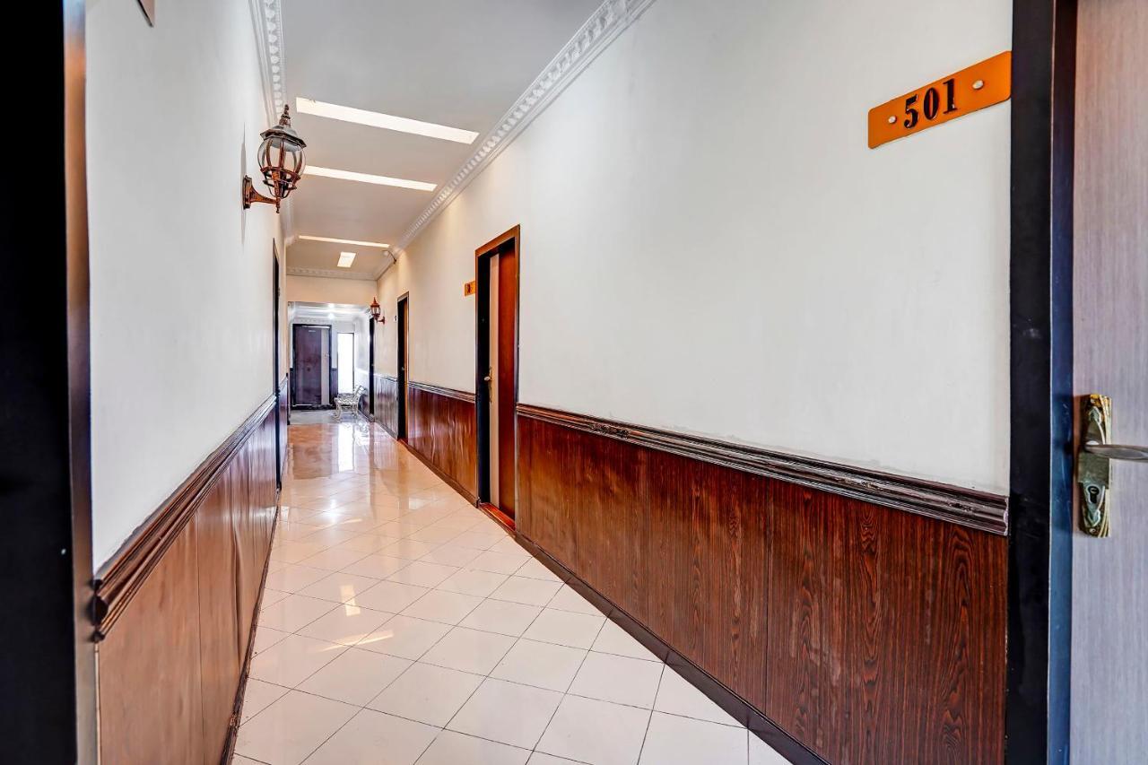 Capital O 91050 Grand Balqis Akasia Syariah Surabaia Exterior foto